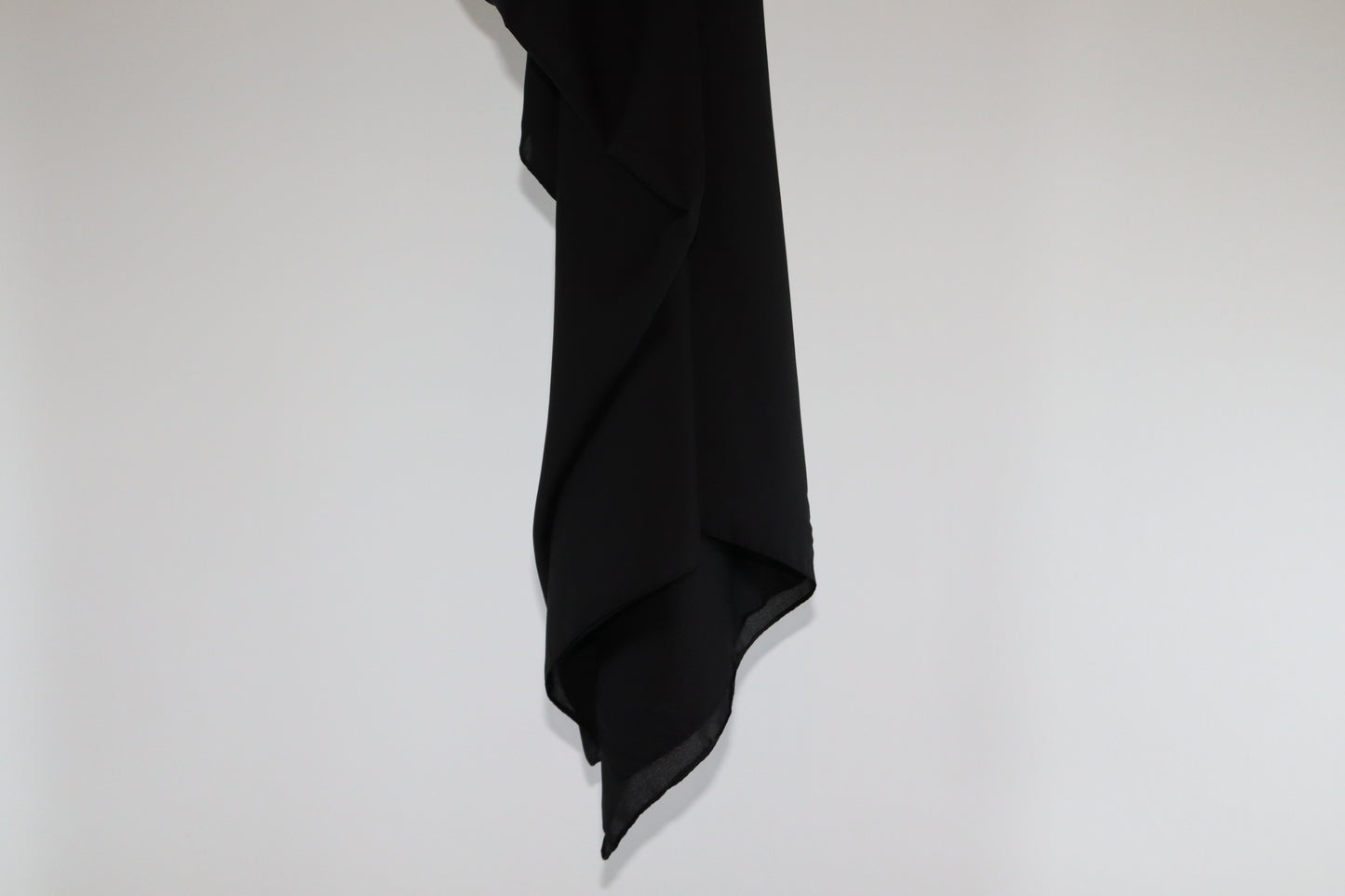 Krepp Schal "schwarz" K17