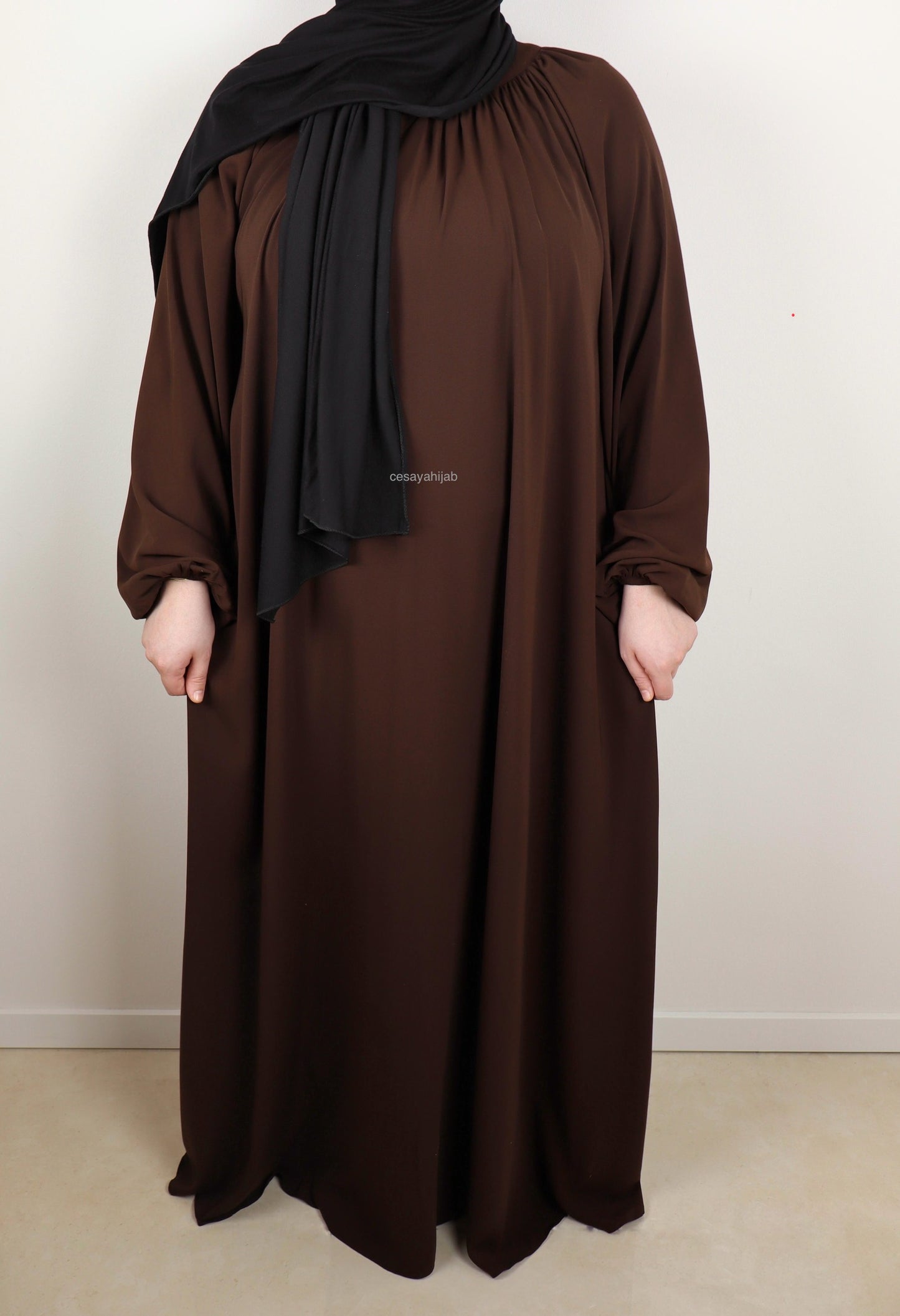 Yaka büzgülü “dunkelbraun“