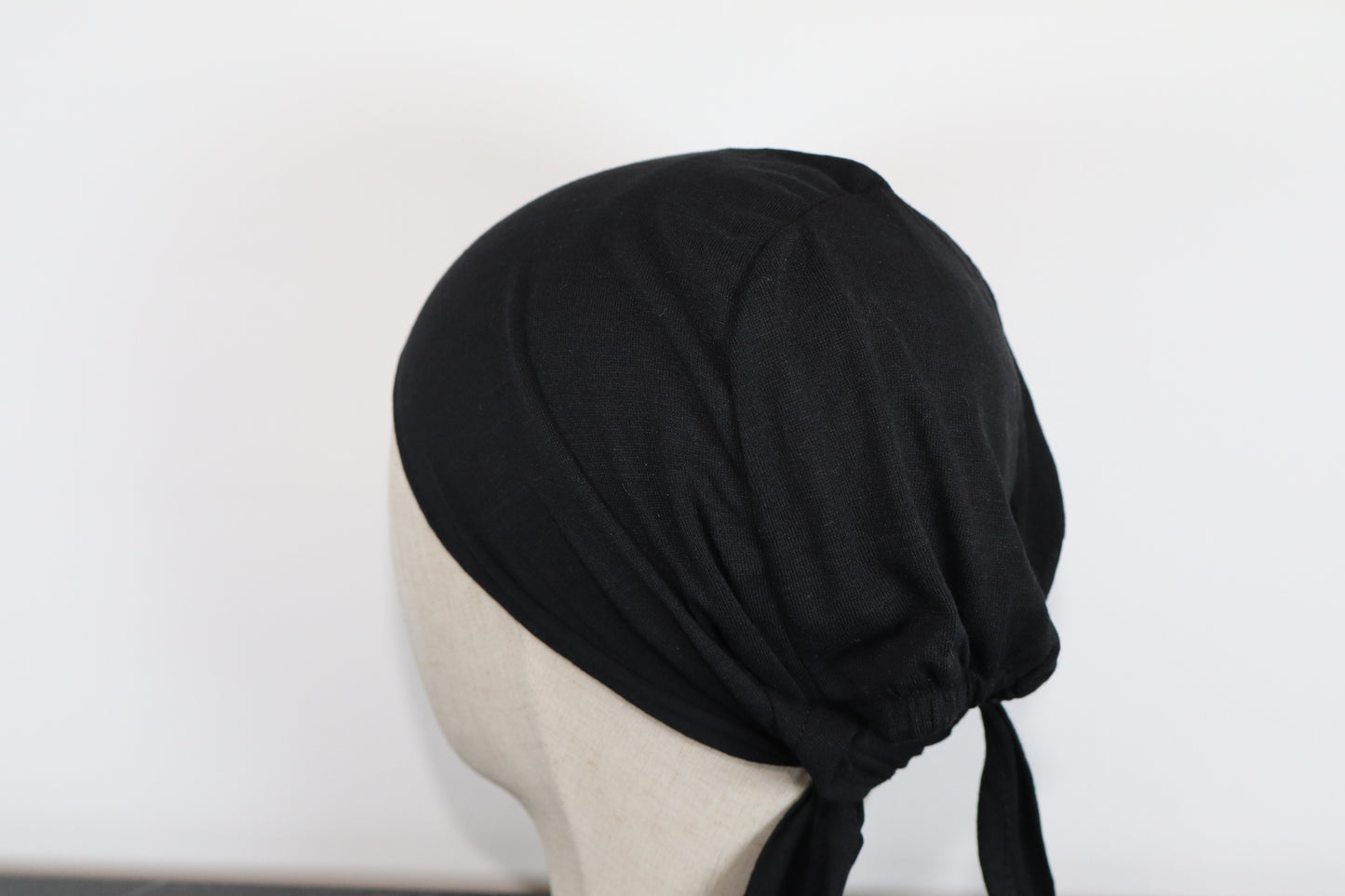 Bone mit Silikon, schwarz