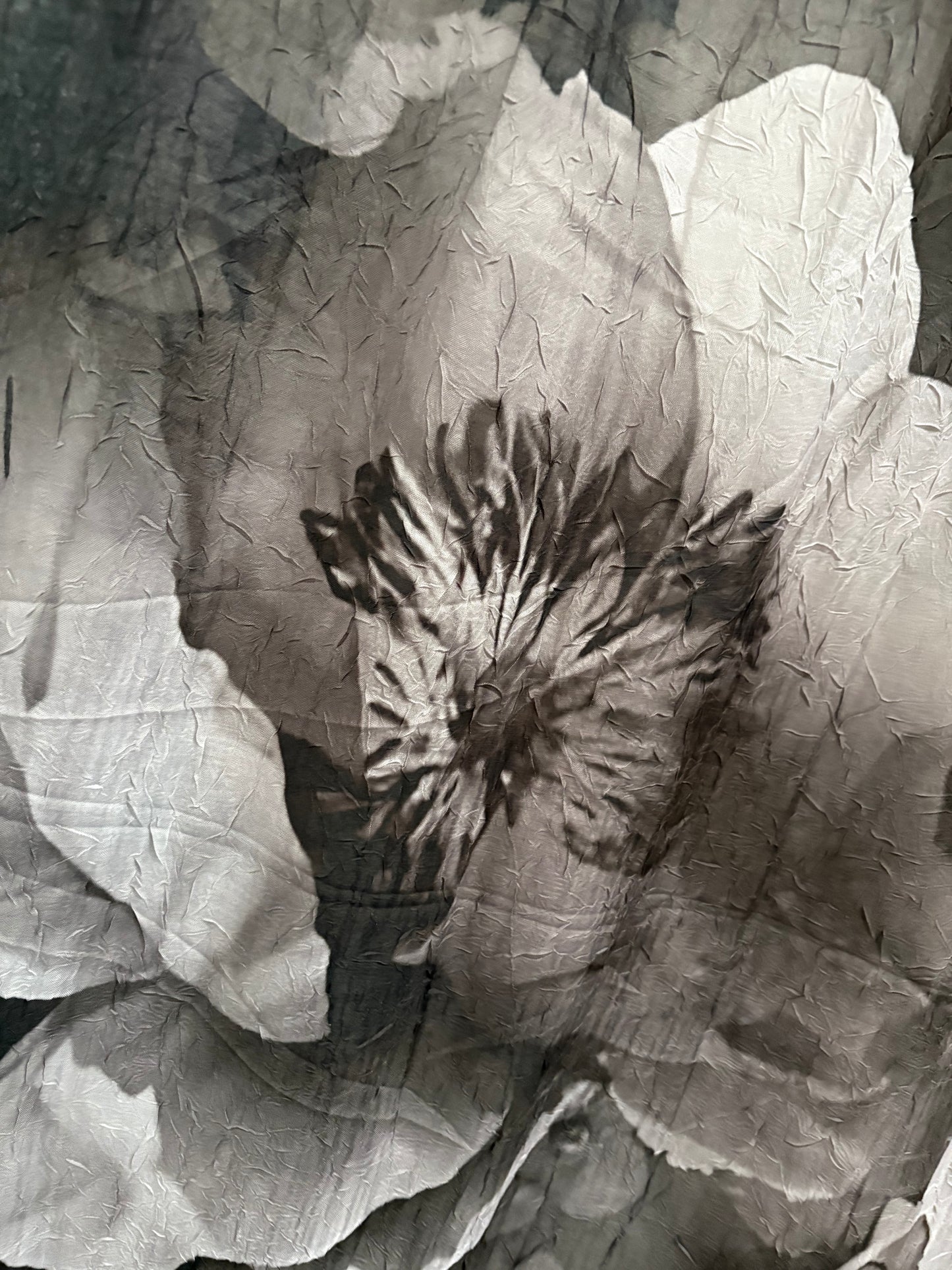 Soft Bloom Crinkle "dunkelcreme" 16