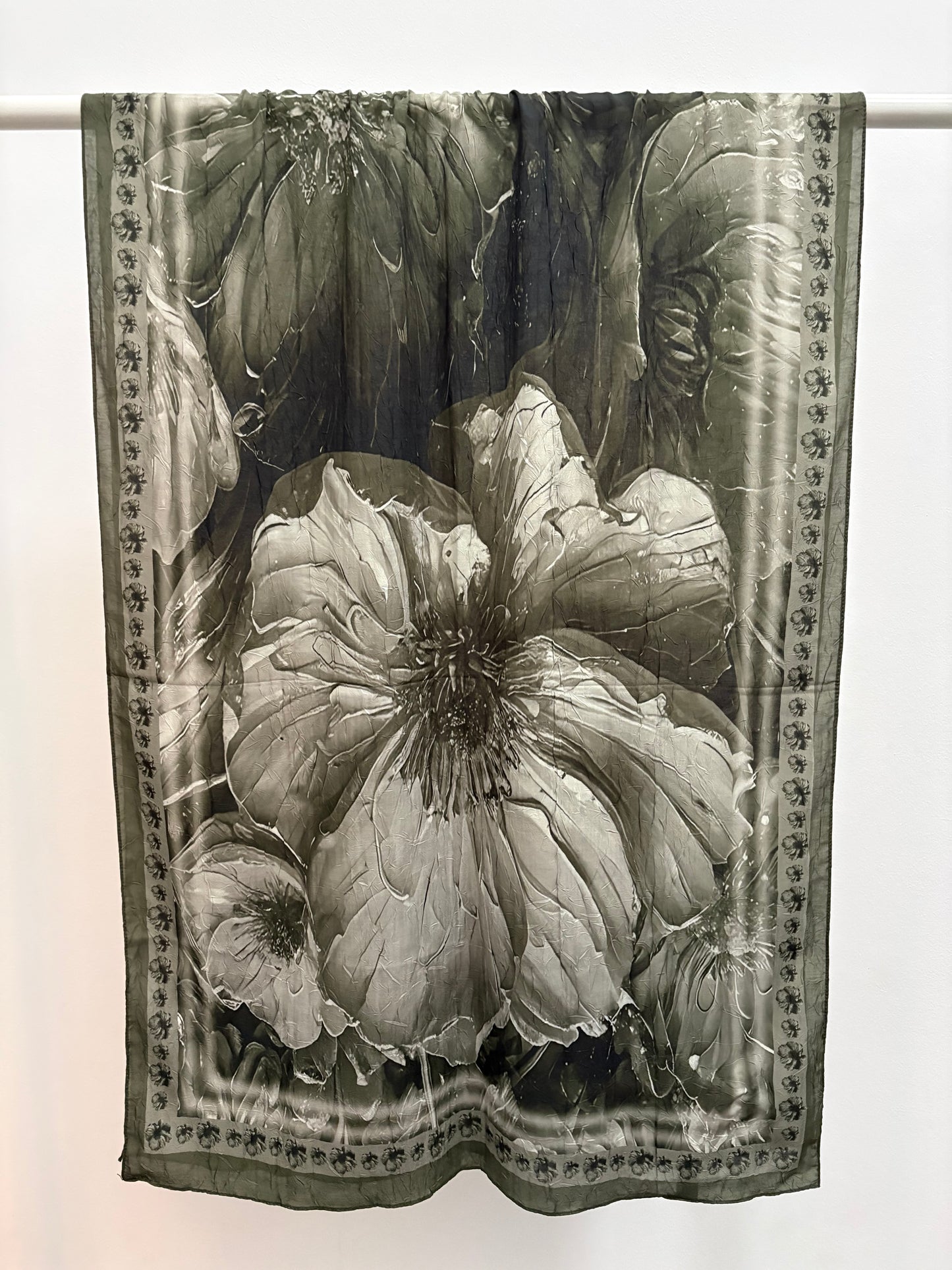 Soft Bloom Crinkle "grün" 35